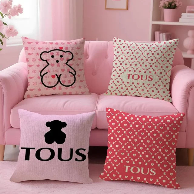 T_T_TOus quadratischer Kissenbezug aus weichem Plüschstoff mit Tiermotiv, doppelseitig bedruckt, Farben: Weiß und Pink, Breite: 30 cm, Höhe: 30 cm - Bild 1