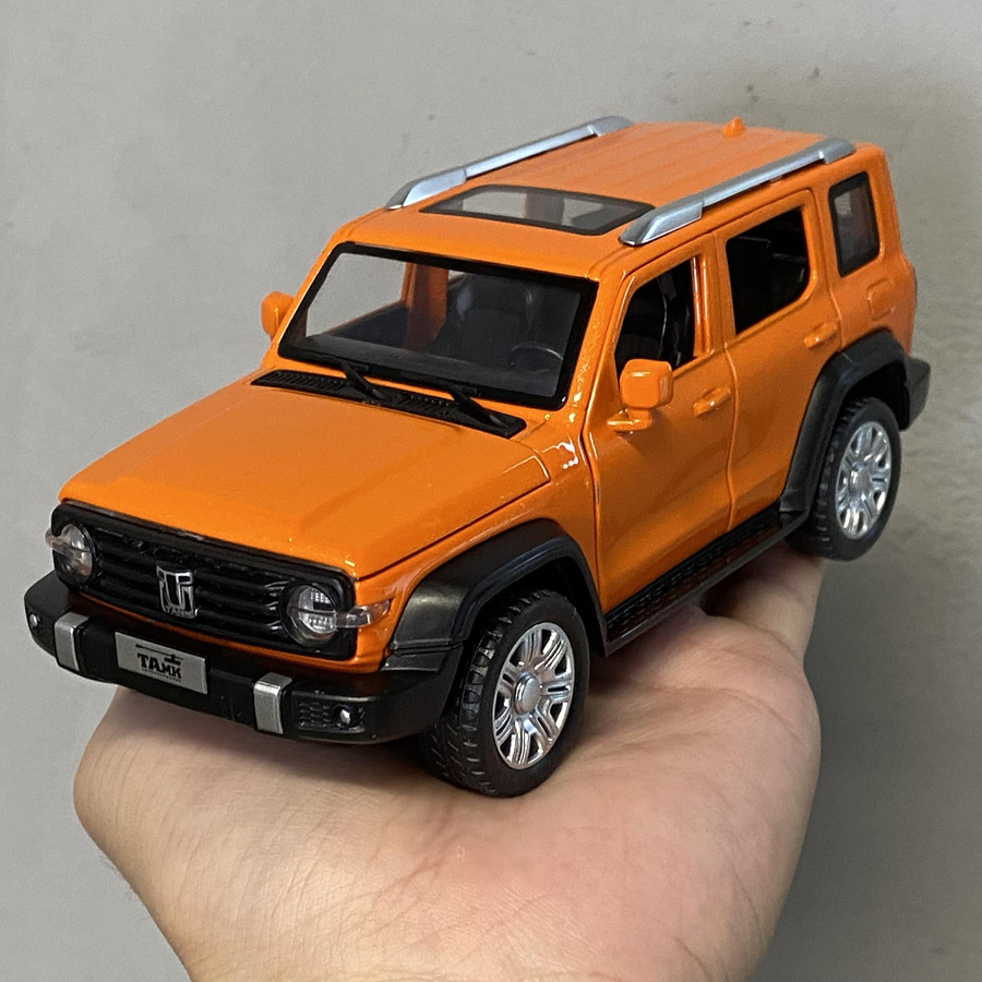 Bai Fen Bai Tank 300 Explorer Offroad SUV, Modellauto, 1:32, Metall, orange, mit Licht und Sound, ab 14 Jahren - Bild 2