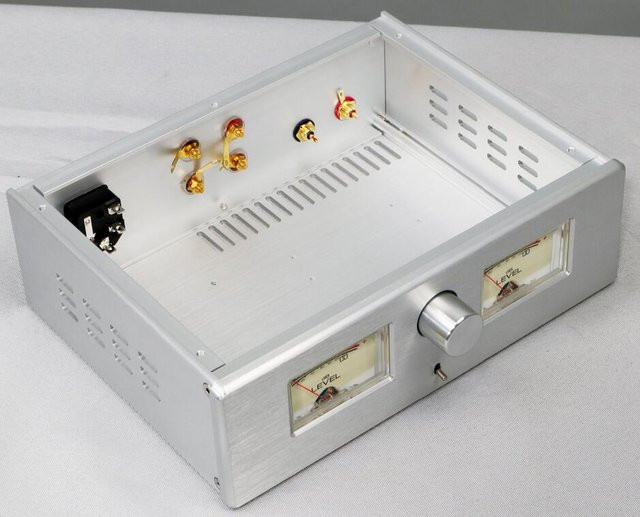 GZbotolave DIY-Verstärker-Chassis aus Vollaluminium in Silber mit doppelten VU-Metern und RCA-Klemmen, B: 26,0 cm, T: 9,3 cm, H: 8,2 cm - Bild 1