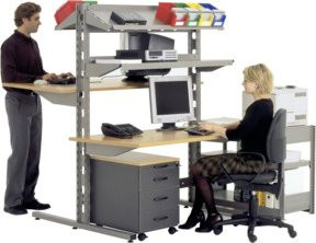 Bito PC-Station und Steh-Arbeitsplatz in Grau-Aluminium mit Buchendekor, B/T/H: 130,6 x 170,0 x 178,5 cm - Bild 1