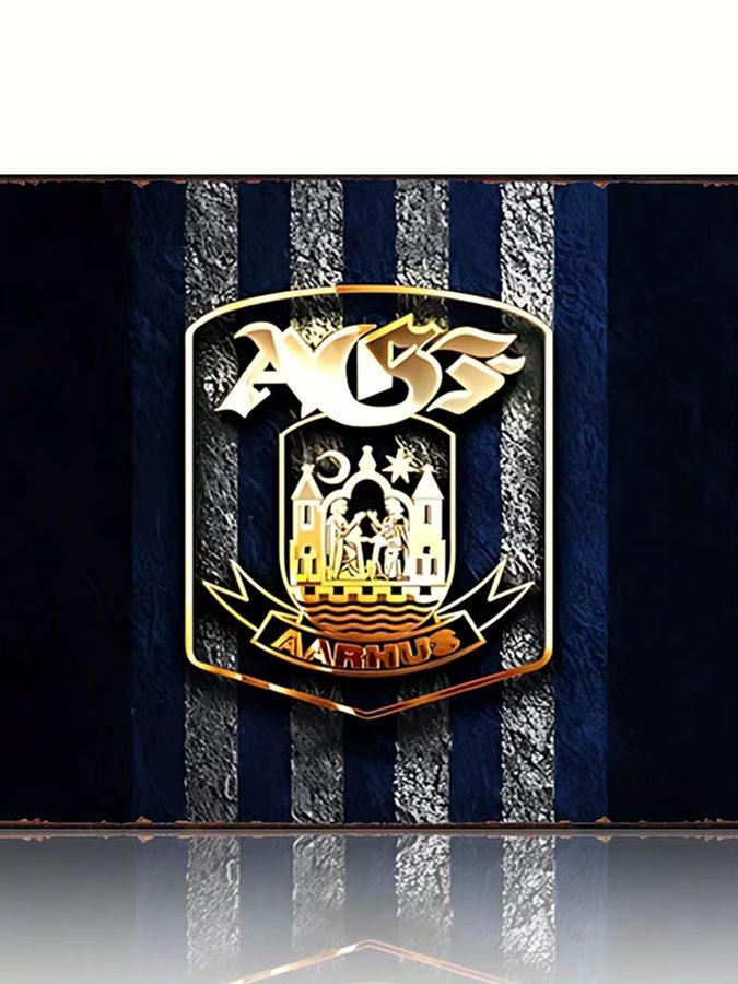 ISO AGF Team Vintage Metall-Wandkunstschild mit dunkelblauen und weißen Streifen sowie goldenem Schild-Emblem, Metalldekor für die Männerhöhle - Bild 2