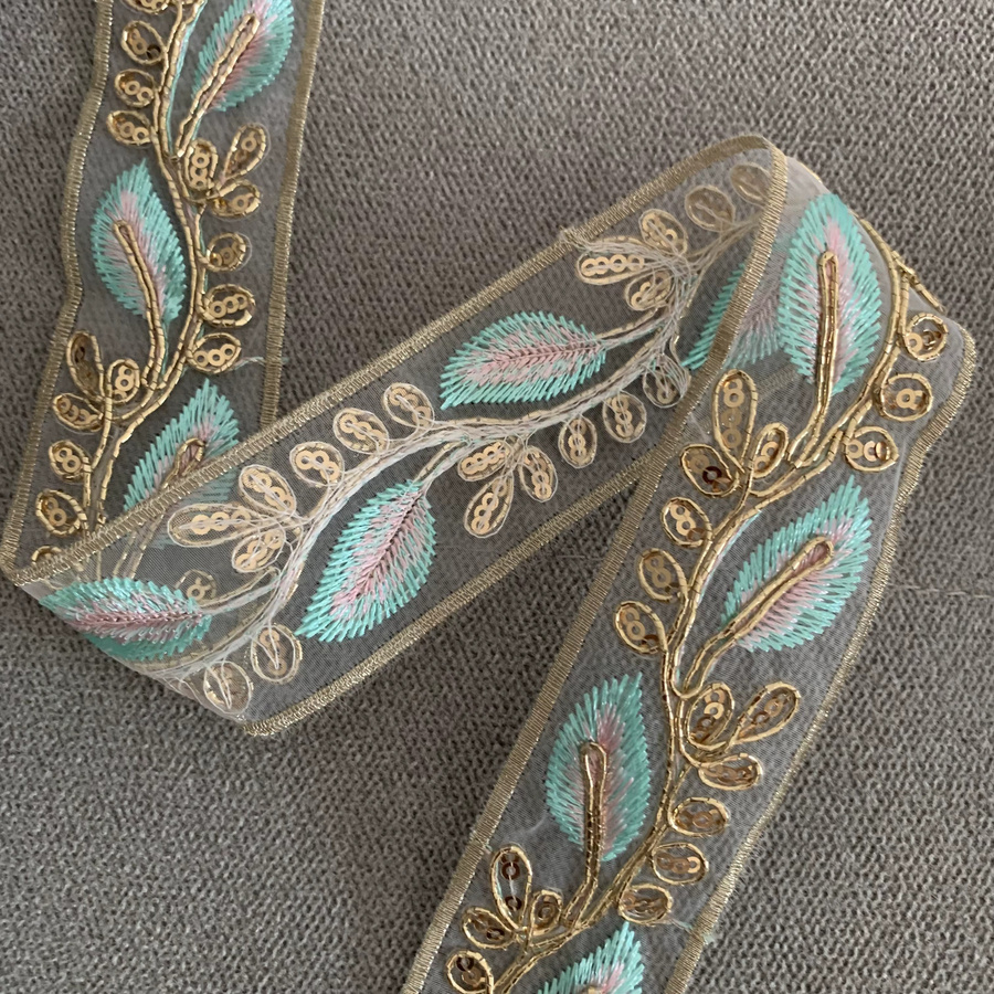Grünes Organza-Band mit Blumenmuster und Spitzenstickerei für DIY-Nähprojekte und Hochzeitskleider, Breite: 4,0 cm, Länge: 2 m - Bild 4