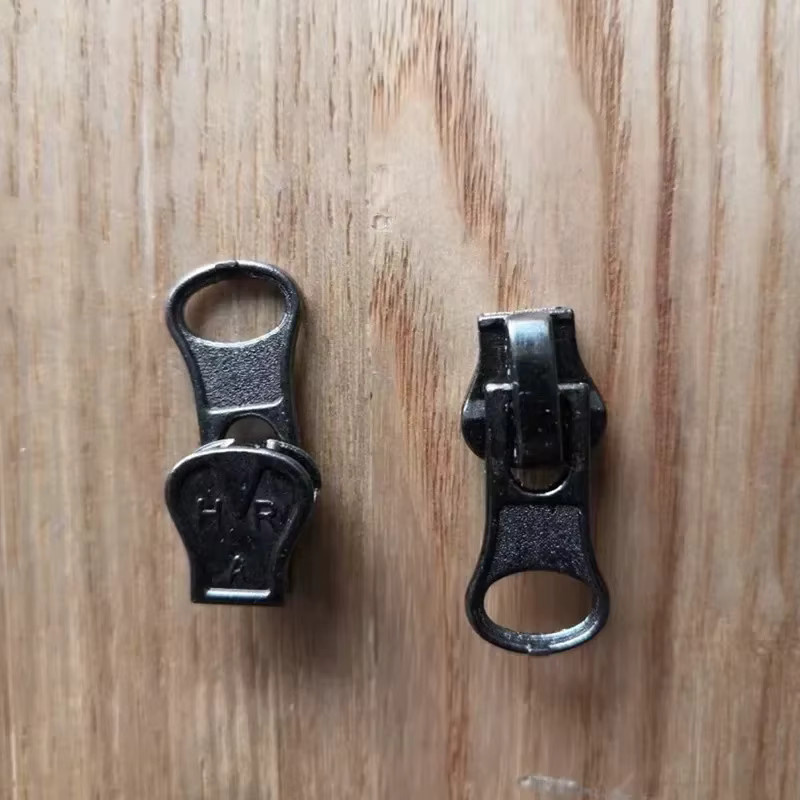 Universelles Reißverschluss-Reparaturset mit Ersatz-Schiebern aus Metall in Beige und Schwarz - Bild 3