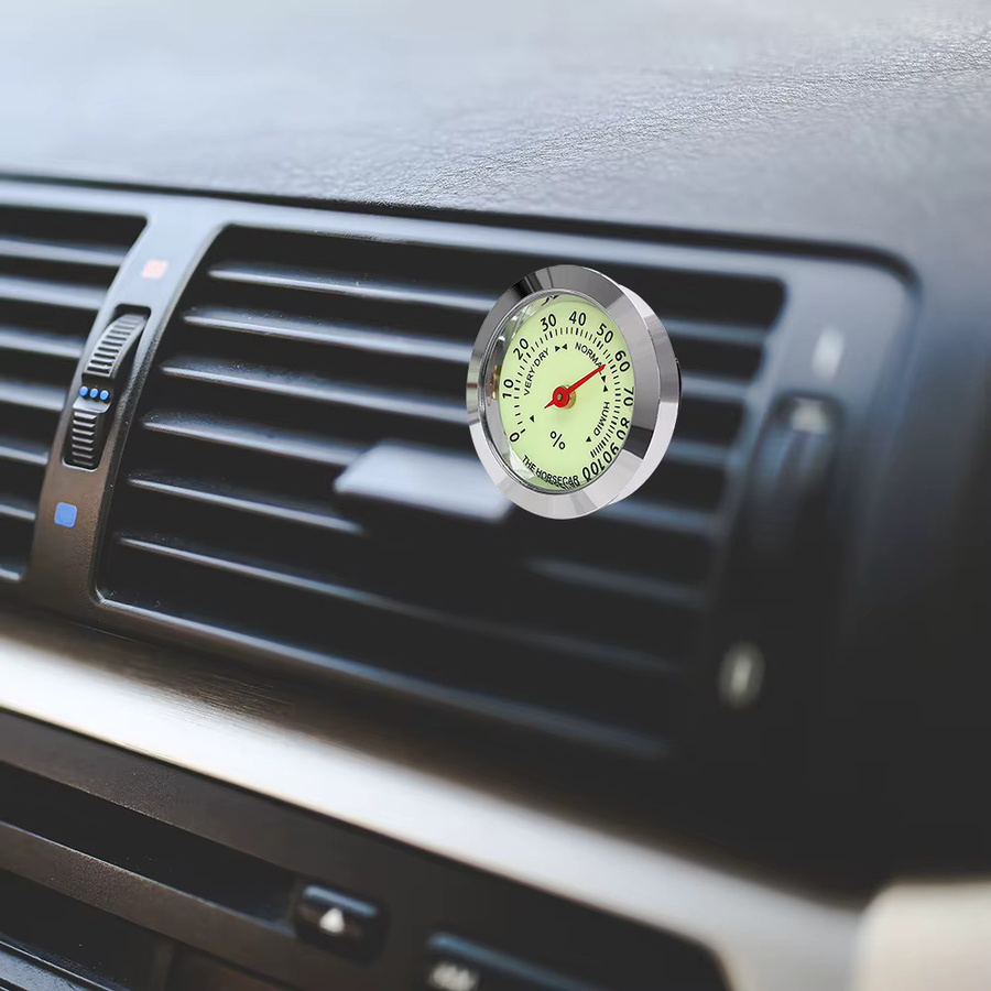 Auto Thermometer und Hygrometer in Silber als Innenraum-Zubehör und Dekoration für dein Fahrzeug - Bild 4