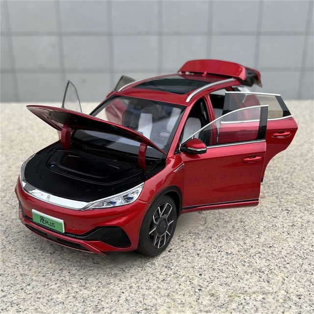 WELLY BYD ATTO 3 SUV, Modellauto, 1:18, Metall, Rot - Bild 1