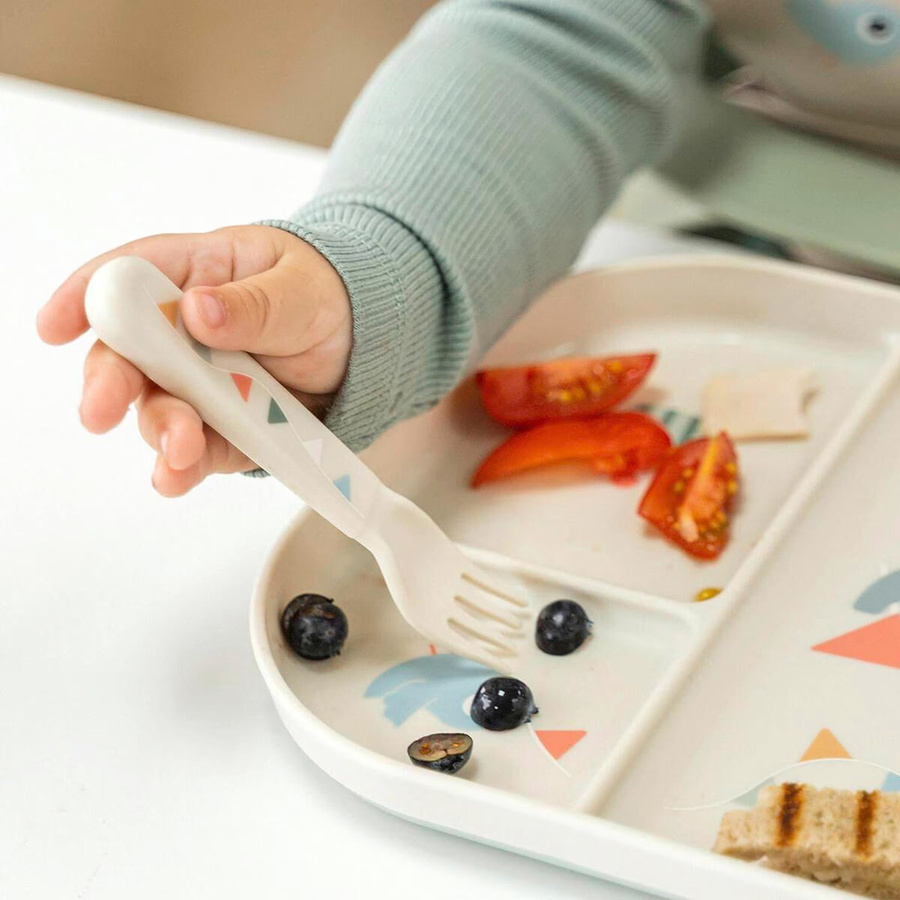 Done by Deer Foodie Besteckset Celebration für Babys in Sand, 3-teilig - Bild 2