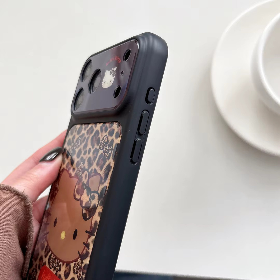 Sanrio Hello Kitty Handyhülle mit Leopardenmuster und Schleife in Pink und Multicolour für iPhone 17, 16 und 15 Pro Max mit glänzender Linse und stoßfestem Schutz - Bild 3