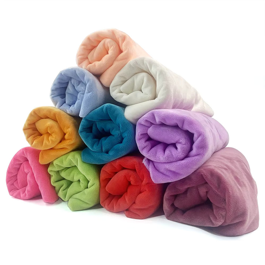 SEWBATO Minky-Plüschstoff aus 100 % Polyester, 1,5 mm Dicke, B x H: 50 x 45 cm, weich und gemütlich für Puppen und Kissen - Bild 5