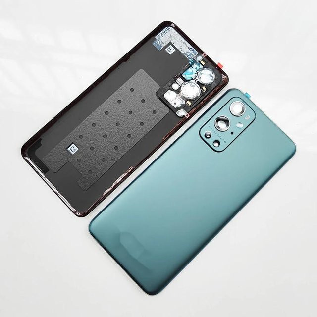 OnePlus 9 Pro Ersatz-Gehäuserückseite mit Kleber und Kameraobjektiv in Waldgrün - Bild 1