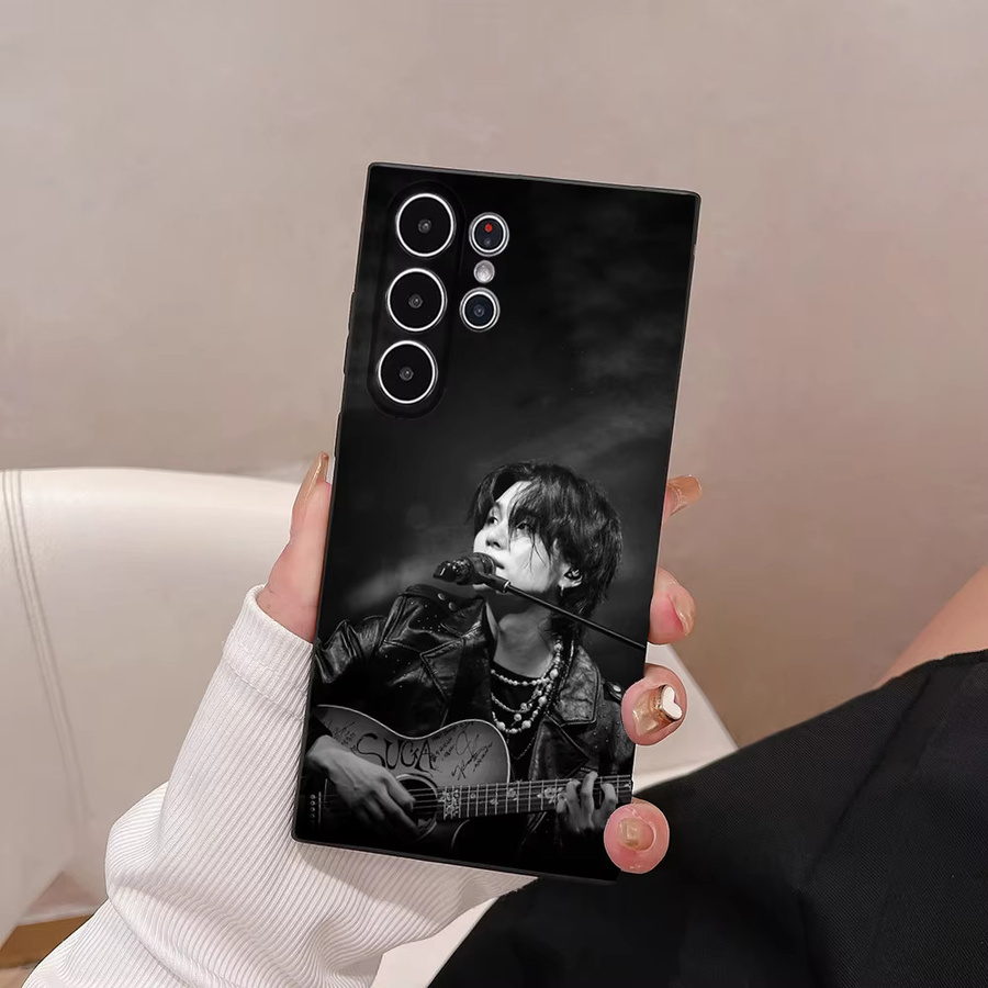 A-Agust D Yoongi S-Suga Handyhülle für Samsung Galaxy S21 S22 S23 S24 S25 FE Plus Ultra in Schwarz aus weichem TPU - Bild 3