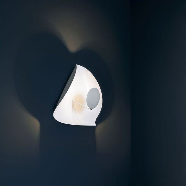 Catellani & Smith Lederam Manta CWS1 LED-Wand- und Deckenleuchte in Weiß mit warmweißem Licht (2700K) - Bild 1