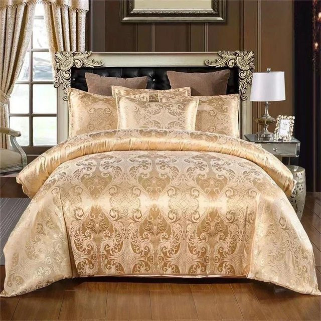 Luxuriöses Jacquard-Bettwäscheset von Bin Chi Textiles mit floralem Design in Gold, bestehend aus 3-teiligem Bettbezugset aus Polyester, B/H: 220 x 240 cm - Bild 1