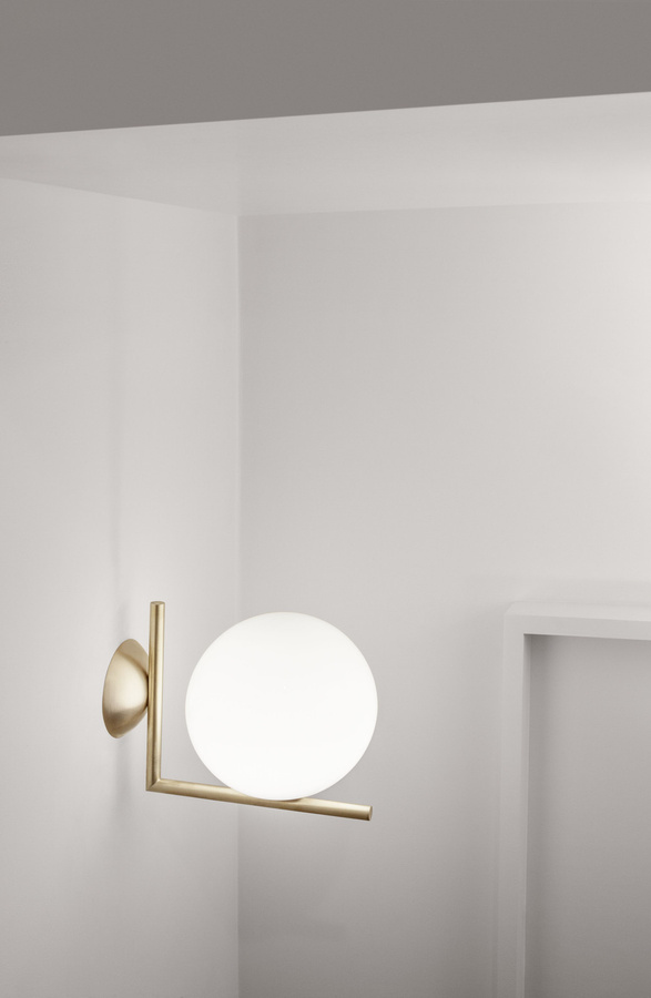 Flos IC C W Decken- und Wandleuchte aus Messing und Opalglas in Gold/Weiß, dimmbar - Bild 3