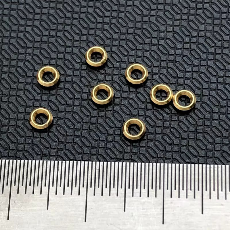 Victorinox Messingschraubenmutter und Nietkappe in Gold für Schweizer Taschenmesser Swisschamp, Durchmesser: 58 mm, 65 mm, 84 mm, 91 mm und 111 mm - Bild 2