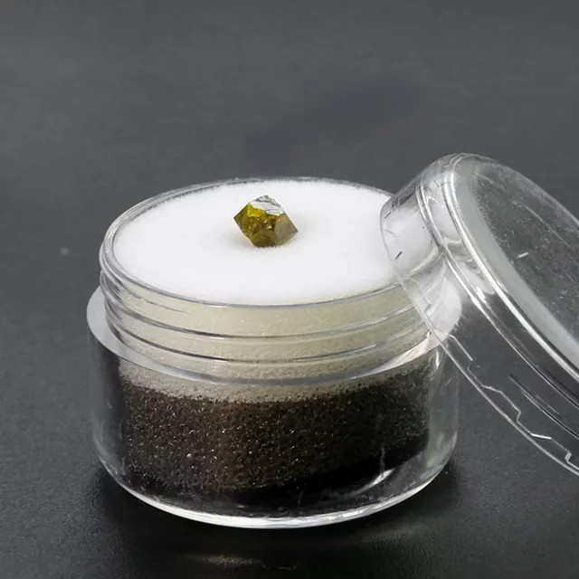 Diamone HPHT Synthetischer Diamant als Schneidwerkzeug und Schmuckzubehör - Bild 1