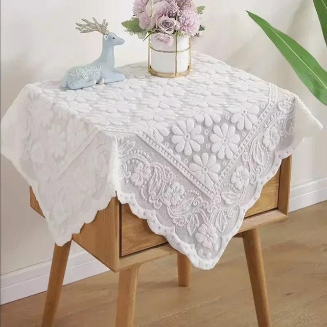 JINGYUE Pet Häkel-Tischdecke mit floralem Muster in Weiß, Rechteckig, B/T: 130 x 180 cm - Bild 1
