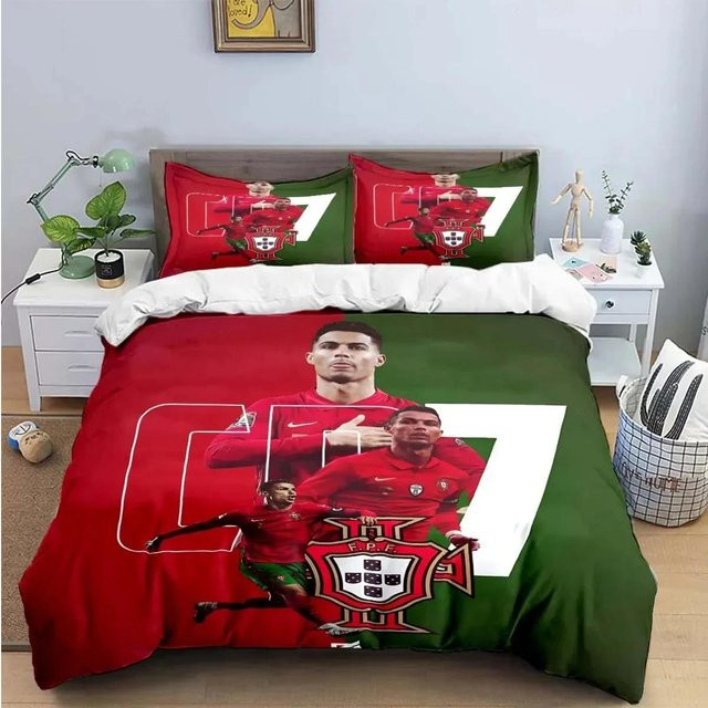 Cristiano Ronaldo Bettwäsche-Set aus Mikrofaser mit Bettbezug und Kissenbezug, Farbe Rot, Breite: 140 cm, Länge: 210 cm - Bild 1