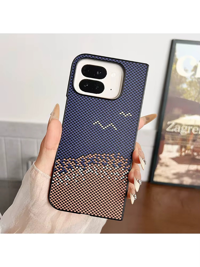 Handyhülle aus PU-Leder mit Kohlefasermuster für Google Pixel 10 Pro Fold in Blau, stoßfeste Anti-Drop-Abdeckung mit Business-Hautgefühl - Bild 2