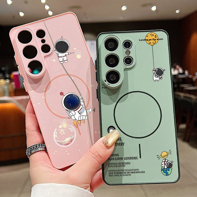 Magnetische Handyhülle mit Astronauten-Muster für Samsung Galaxy S26 S25 S24 S23 S22 Ultra Edge FE A57 A17 A56 A37 A16 A55 A36 von MOESOE in Grau - Bild 1