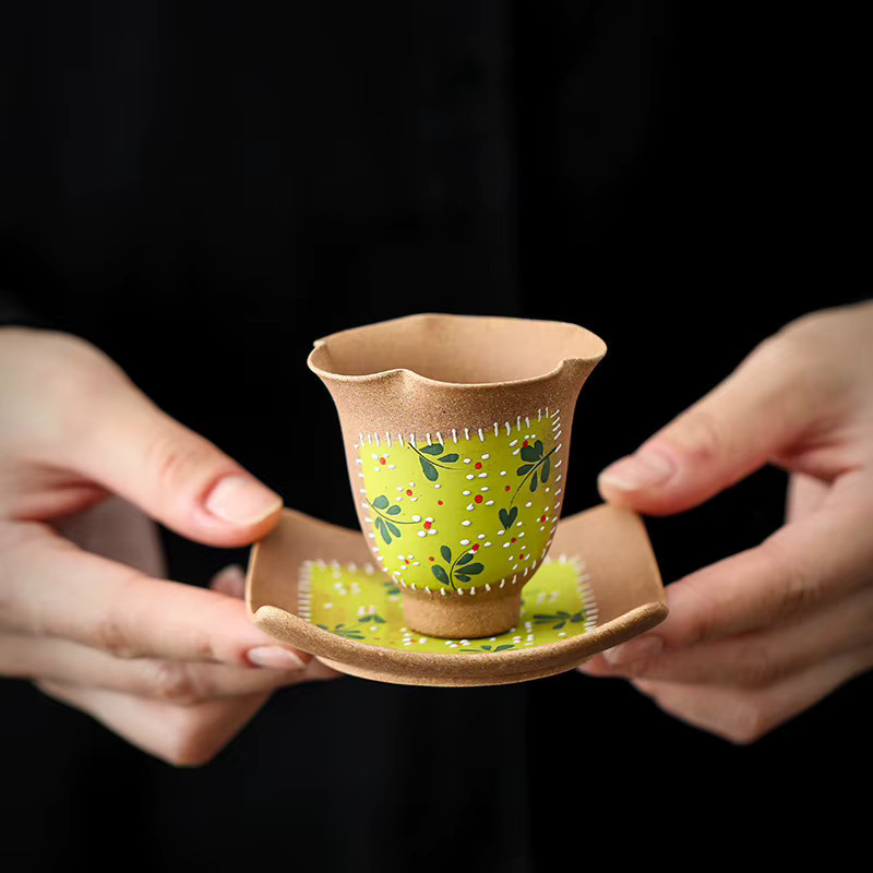 Handbemalte Keramik-Teetasse mit gelben Chrysanthemen im floralen Design, traditioneller chinesischer Kandschlamm-Mundbecher - Bild 3