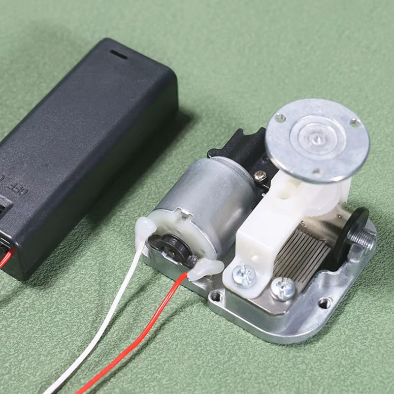Yunsheng Elektrische Rotations-Spieluhr Schwanensee mit 18 Tönen in Multicolour zum Selbermachen für Puppen und Spielzeug - Bild 2