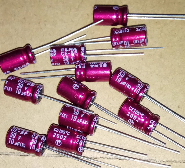 30 Stück Elna Audio Elektrolytkondensatoren unpolar 50V 10uF lila B/H: 6 x 11 mm - Bild 1