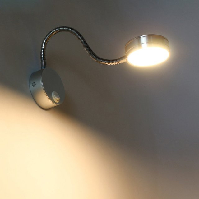 Moderne LED-Wandleuchte von Ramalho in Weiß mit warmweißem Licht und verstellbarem Schwenkarm aus Metall für Schlafzimmer und Wohnzimmer - Bild 1
