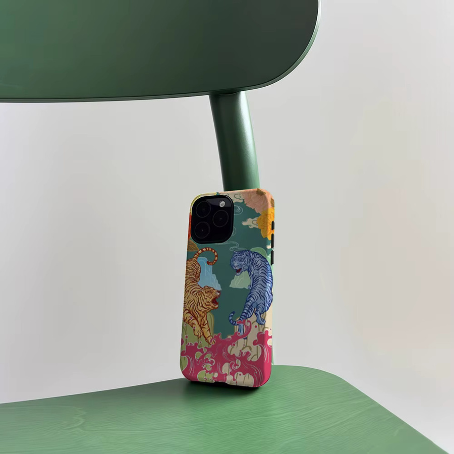 CaseLumi Matte Bumper MagSafe Schutzhülle für iPhone 17 16 15 14 13 Pro Max mit Tiger-Blüten-Motiv in Multicolour - Bild 4