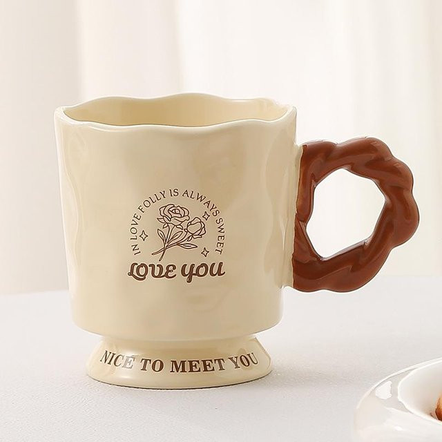 Kreative Keramiktasse von Yiran toy 1 in Beige, 350 ml - Bild 1