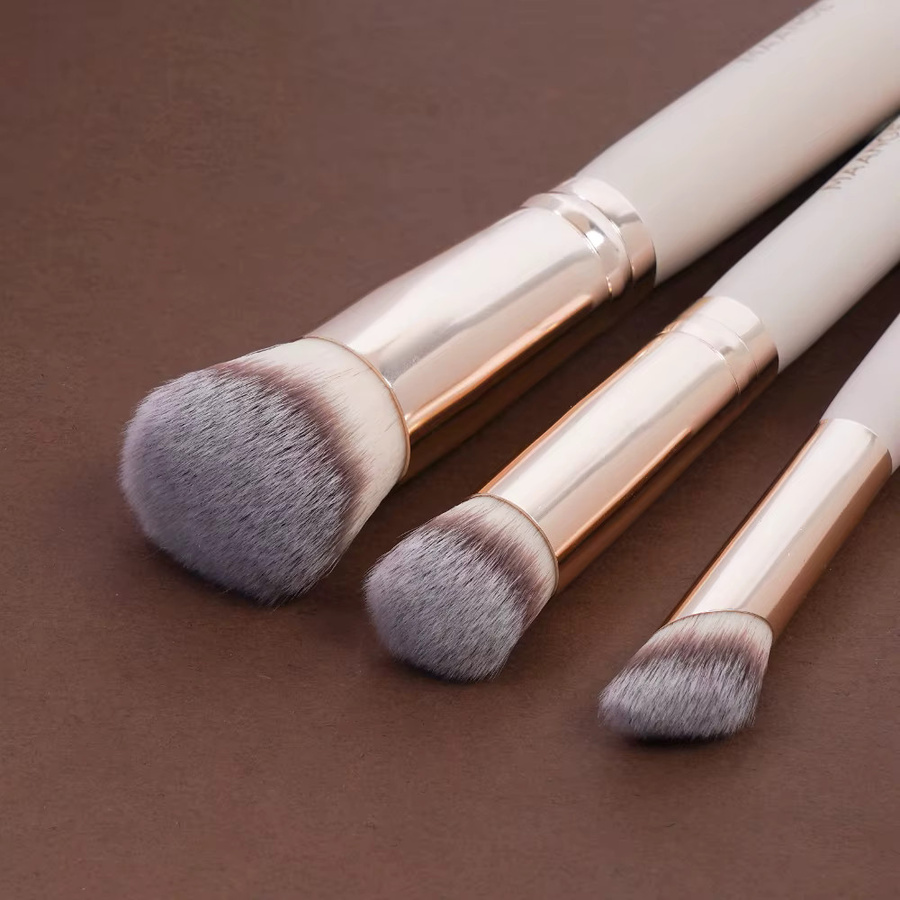 Maange Make-up-Pinsel und Puderquasten-Set, 5-teilig - Bild 2