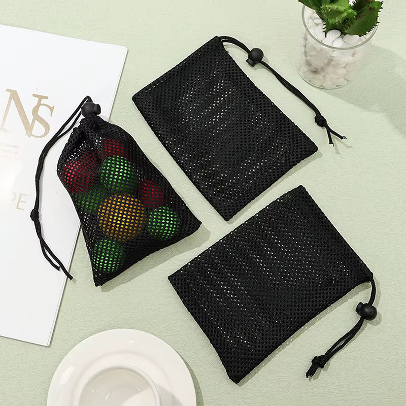 Mehrzweck Mesh-Aufbewahrungstasche mit Kordelzug in Schwarz und Weiß - Bild 3
