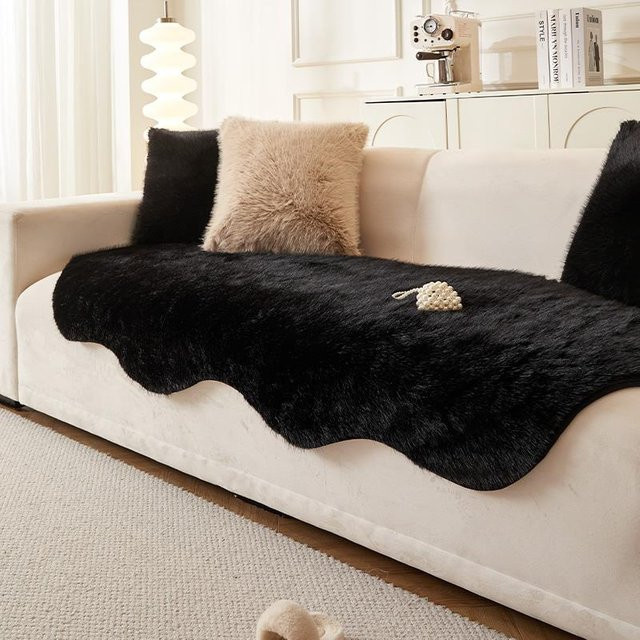 Winter Sofaüberwurf aus Nerz und Wolle in Beige, rutschfeste Couch-Schutzhülle im Retro-Stil, B/B: 90 x 90 cm - Bild 1