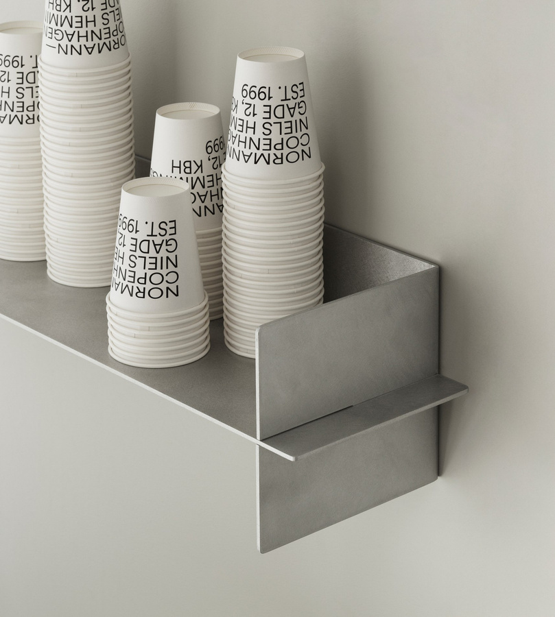 Alu Regal von Normann Copenhagen in Silber aus lackiertem Aluminium mit skandinavischer Ästhetik - Bild 2