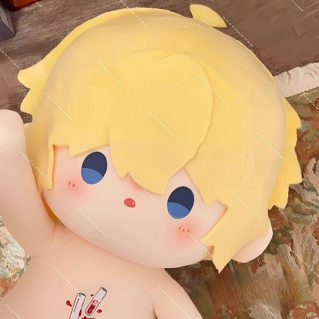 Seraph of The End Mikaela Hyakuya Plüschtier, Sitzende Haltung, ab 6 Jahren - Bild 1