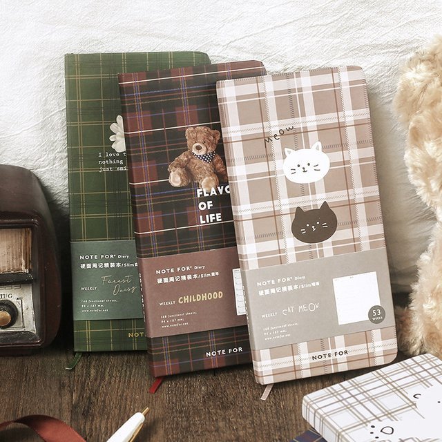 Weekly Notebook Hardcover mit Karomuster im Korean Stationery Stil - Bild 1