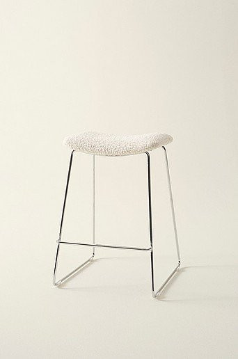 Jotex MOSS Barhocker mit Bouclé-Bezug in Weiß und silbernem Metallgestell - Bild 1