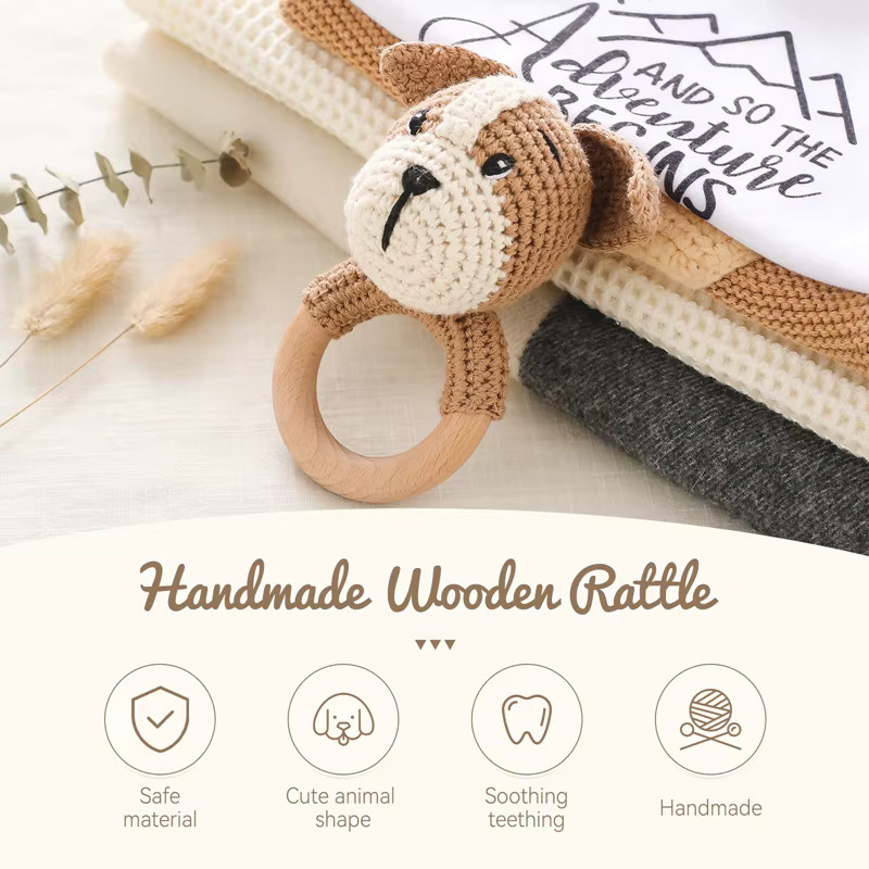 BPA-freies Baby-Spielzeug Set aus Holz und Stoff mit gehäkelter Hasen-Rassel und Beißring in Blau und Braun - Bild 1