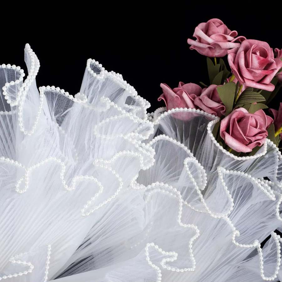 Blumen-Geschenkpapier-Set mit Perlenkanten in Weiß inklusive weißem Blumenstrauß-Geschenkpapier zur Blumenverpackung für den Valentinstag - Bild 4