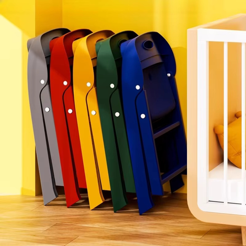 Robuster Klappstuhl für Kinder und Kleinkinder mit Rückenlehne und rutschfester Sitzfläche in Mehrfarbig - Bild 4