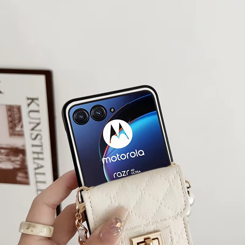 Pearl Umhängetasche als Handyhülle mit Kartenhalter und Brieftasche für Motorola Razr 50 Ultra und Motorola Razr 40 in Weiß - Bild 2
