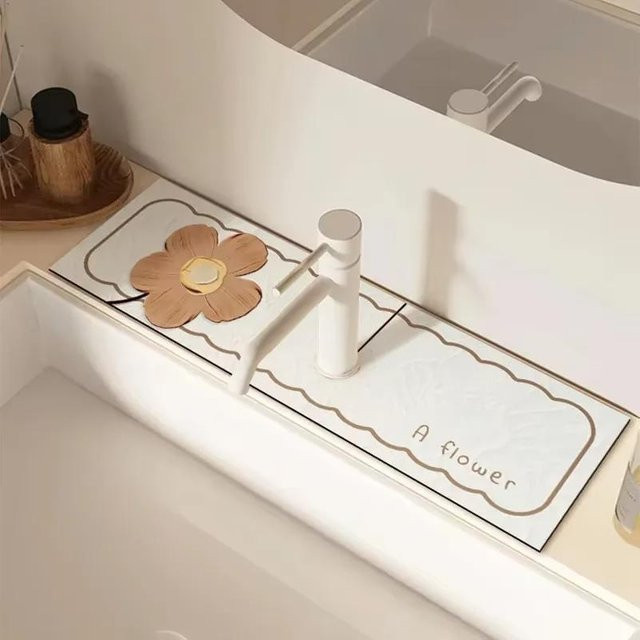 Lodestar Wasserabsorbierende Kieselgur-Armaturenmatte mit floralem Design in Weiß, B/T: 60 x 14 cm - Bild 1