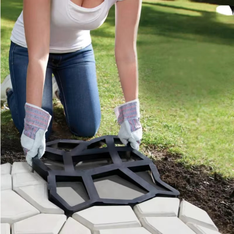 Geometrische Betonpflastersteine in Schwarz für Garten und Wege im Steinlook - Bild 4