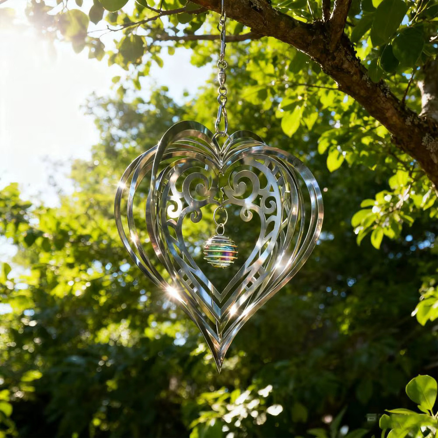 Reflektierender Windspinner aus Edelstahl in Herzform als dekorative Vogelabwehr für deinen Garten, Farbe: Silber - Bild 2