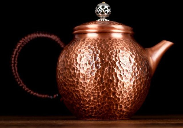 Yiran Furniture Kupfer-Teekanne mit Hammerschlagmuster in Violett, 300 ml - Bild 1