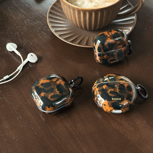 Stoßfeste Kopfhörer-Schutzhülle im Retro Leoparden-Schildpattmuster für Samsung Galaxy Buds4 Pro, Buds3 Pro, Buds2 Pro, Buds FE und Live in Braun - Bild 1