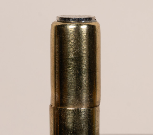 Eleganter magnetischer Kerzenhalter für Stabkerzen von BLUME2000 in Gold und Messing - Bild 1