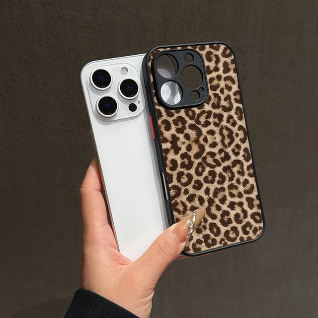 Elegante Schutzhülle im Leopardenmuster für Apple iPhone 11 bis iPhone 17 Pro Max in Schwarz und Multicolour - Bild 1