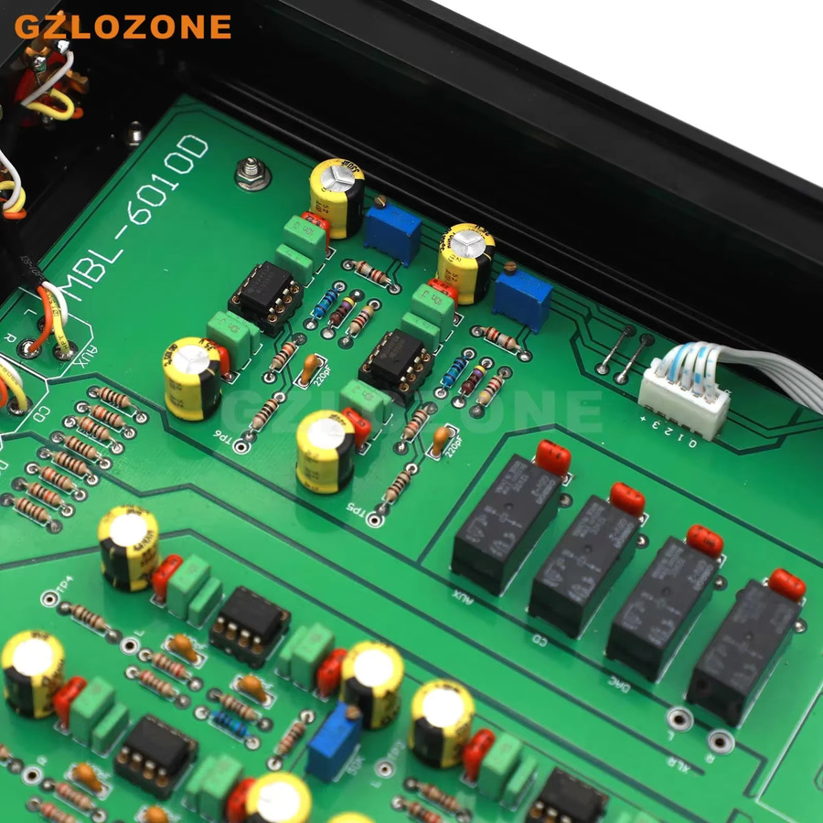 MBL HIFI MBL6010D Stereo Vorverstärker basierend auf dem M-B-L6010 Schaltkreis - Bild 4