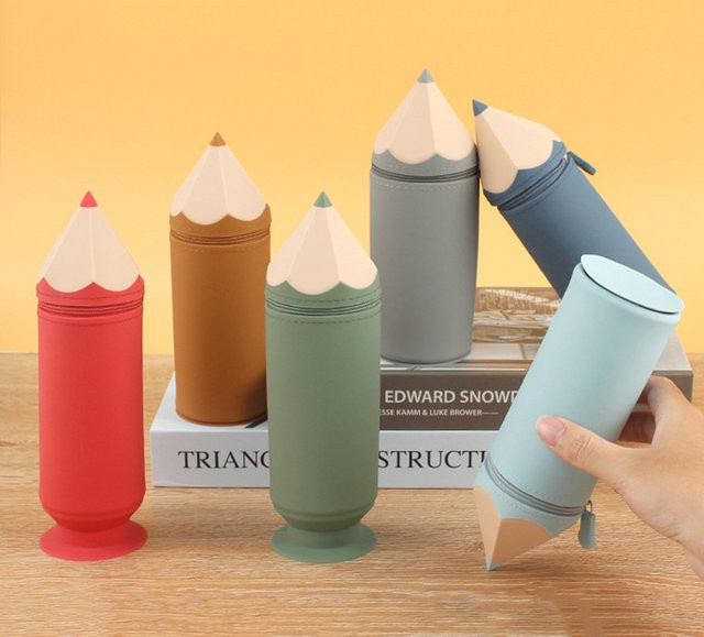 Lytwtw's Kawaii Schreibwarenetui aus Silikon als süßes Cartoon Etui für Stifte und Kosmetik - Bild 1