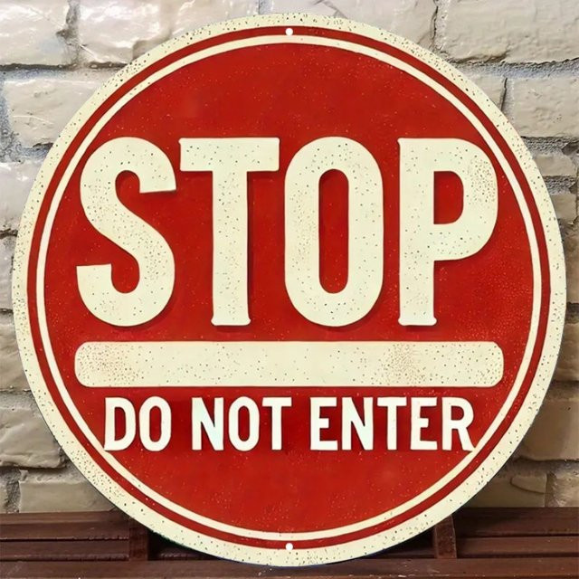 HELLOYOUNG Vintage-Metallschild Stop Do Not Enter in Rot als Wandkunst für Bar und Strandhaus, B: 20 cm, H: 20 cm, T: 20 cm - Bild 1